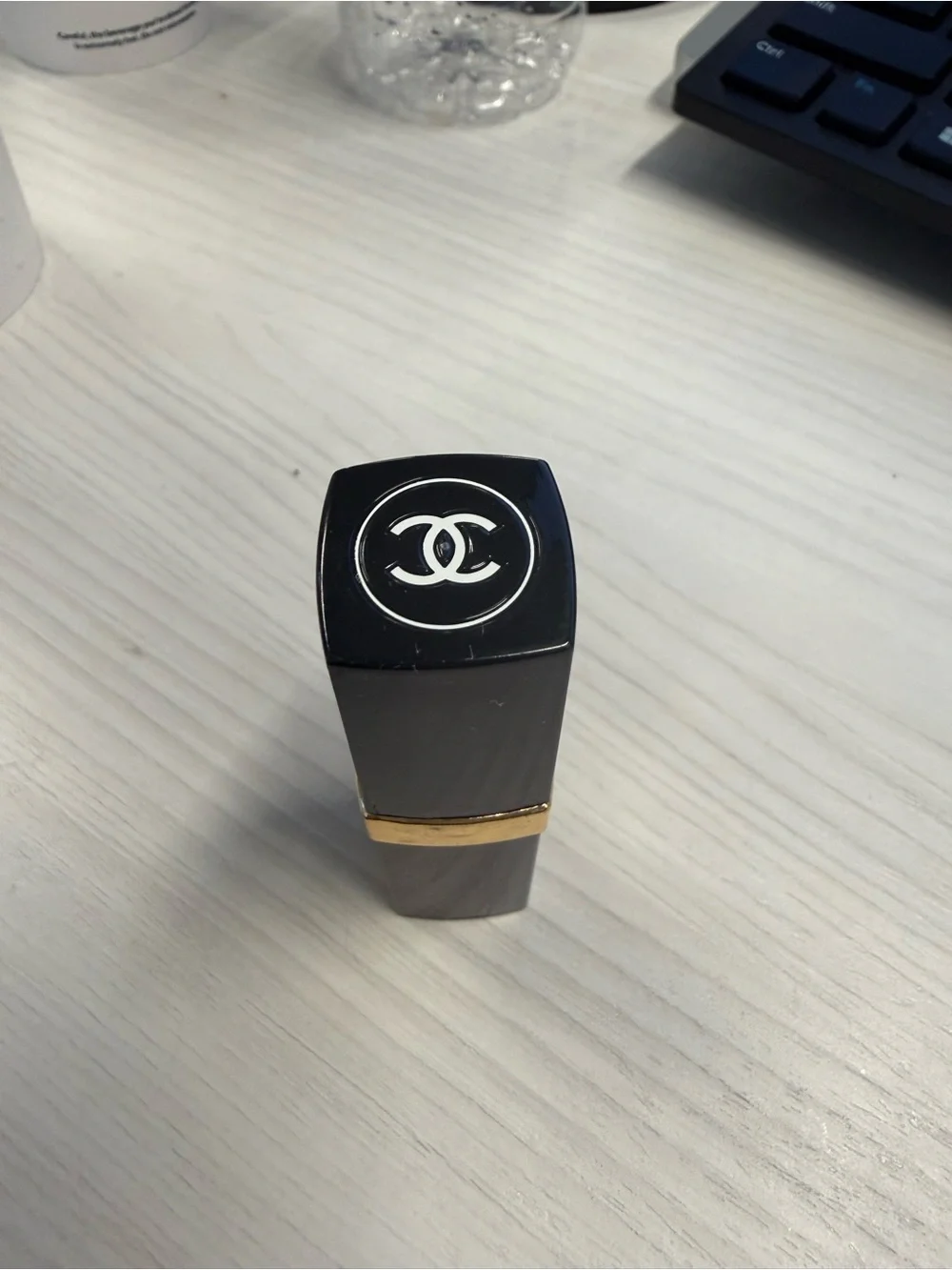 CHANEL Metal Garnet Creme Lipstick in Black & Gold Case